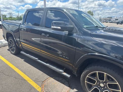 Used 2019 RAM 1500 Laramie AWD/4WD image 27