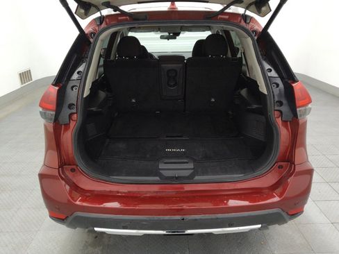 Used 2019 Nissan Rogue SV image 29