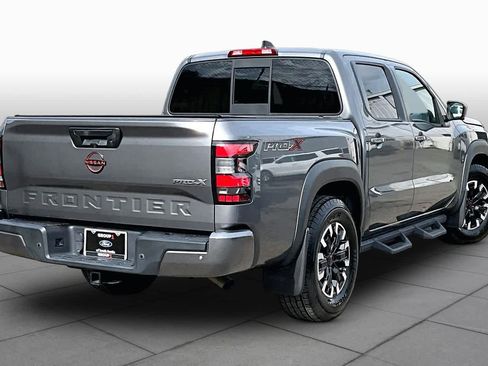 Used 2022 Nissan Frontier Pro-X RWD image 7