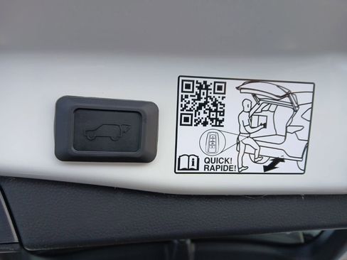 New 2025 Toyota RAV4 Limited image 11