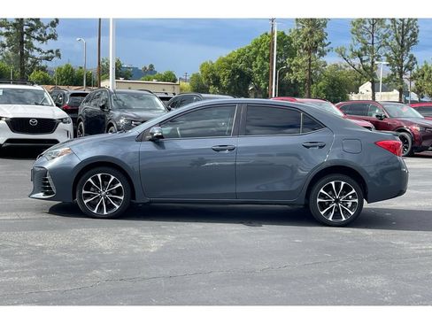 Used 2019 Toyota Corolla SE w/ Carpet Mat Package (TMS) FWD image 3
