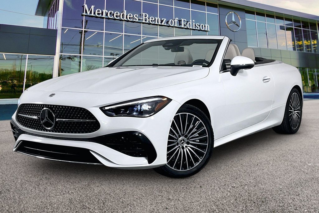 New 2026 Mercedes-Benz CLE 450 4MATIC Cabriolet image 2