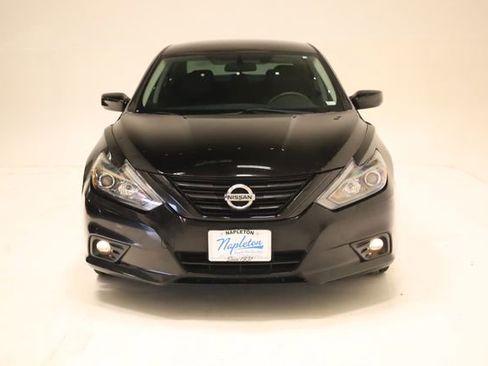Used 2018 Nissan Altima 2.5 SR w/ SR Midnight Edition FWD image 3