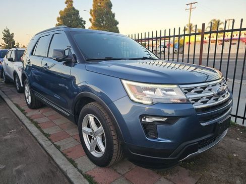 Used 2019 Ford Explorer XLT w/ Equipment Group 201A image 3