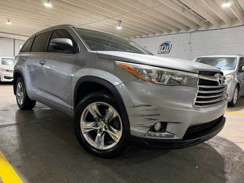 Used 2015 Toyota Highlander Limited AWD/4WD image 5