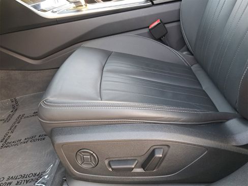 Certified 2025 Audi A6 2.0T Premium w/ Convenience Plus Package image 31