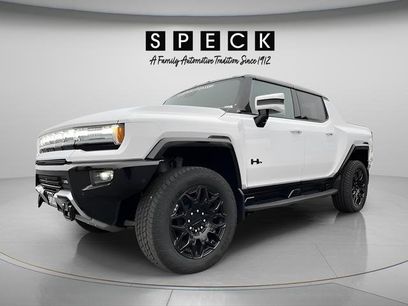 New 2025 GMC Hummer EV 2X w/ LPO, Dark Essentials Package