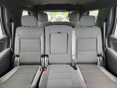 New 2026 Chevrolet Tahoe LS AWD/4WD image 8