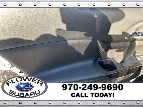 Used 2022 GMC Acadia AT4 w/ Technology Package image 19