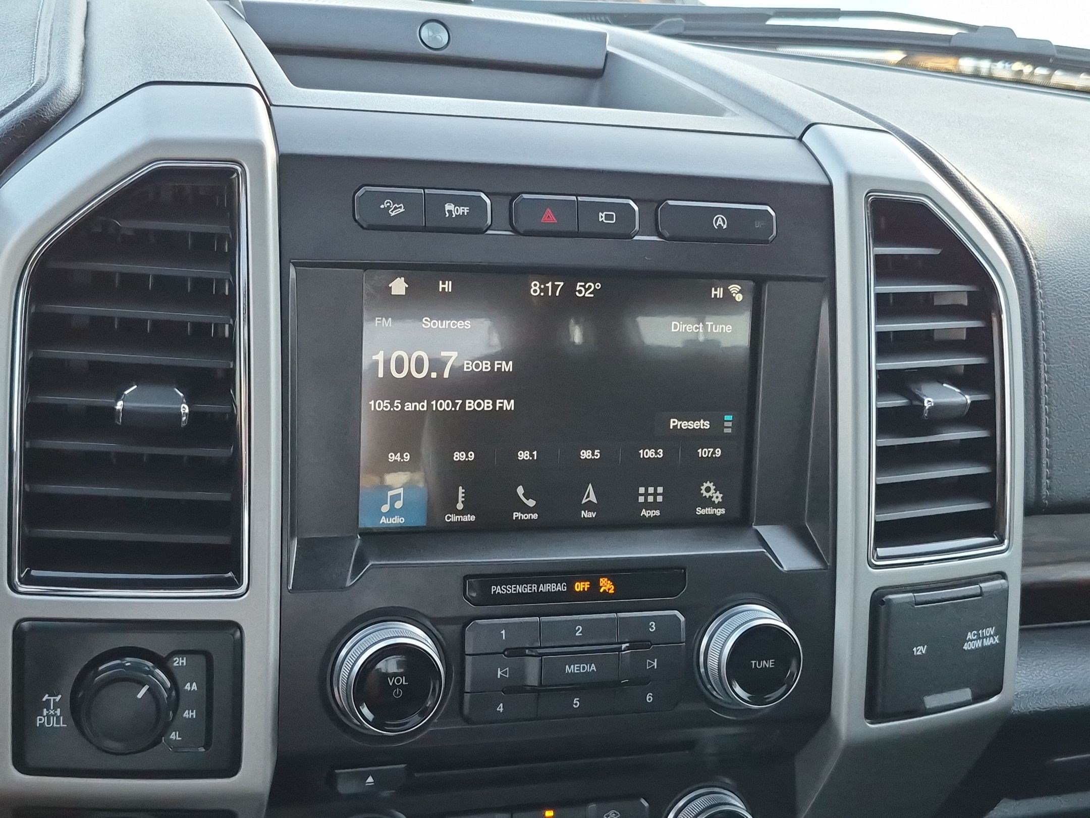 Used 2018 Ford F150 Lariat w/ Equipment Group 502A Luxury AWD/4WD image 25