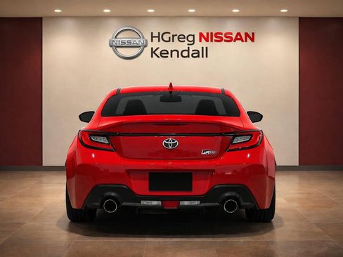 Used 2023 Toyota GR86 Premium image 6