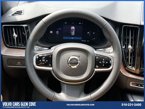 Used 2025 Volvo XC60 B5 Ultra w/ Protection Package Premier AWD/4WD image 13