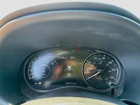 Used 2023 Nissan Kicks SR FWD image 14
