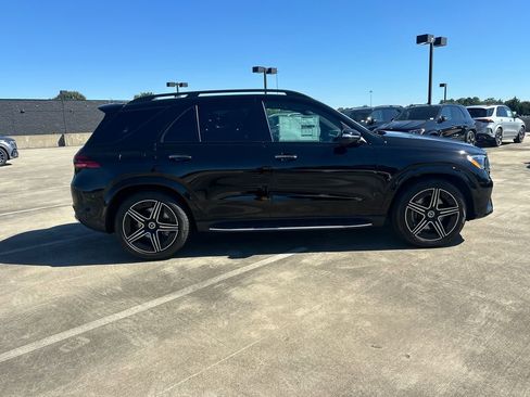 New 2026 Mercedes-Benz GLE 580 4MATIC image 9