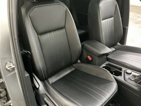Used 2022 Volkswagen Tiguan SE R-Line AWD/4WD image 36
