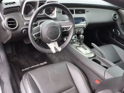 Used 2010 Chevrolet Camaro SS w/ RS Package RWD image 5