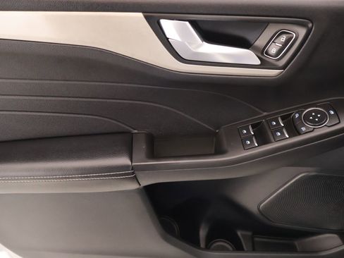 Used 2021 Ford Escape SEL AWD/4WD image 16