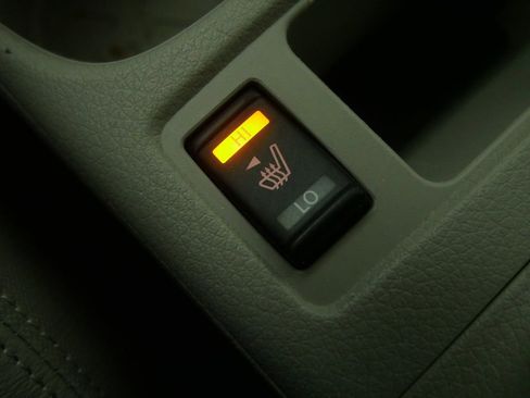 Used 2020 Nissan Rogue Sport SL w/ Premium Package image 26