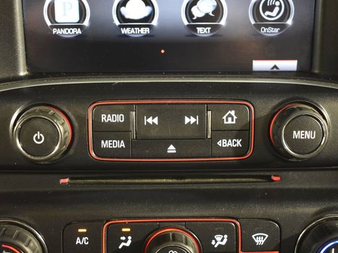 Used 2015 GMC Sierra 1500 SLT w/ SLT Crew Cab Value Package AWD/4WD image 21
