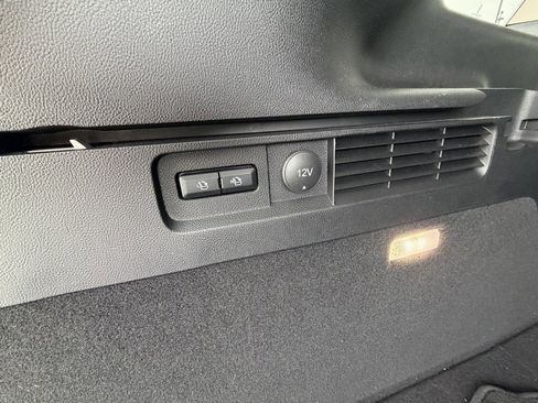 Used 2023 Lincoln Nautilus FWD image 21