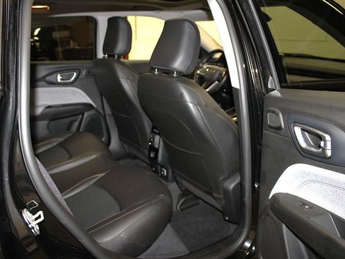 Certified 2022 Jeep Compass Latitude w/ Sun and Sound Group AWD/4WD image 35