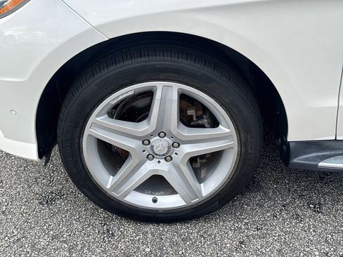 Used 2015 Mercedes-Benz ML 400 4MATIC image 11