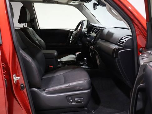 Used 2022 Toyota 4Runner TRD Off-Road Premium image 22