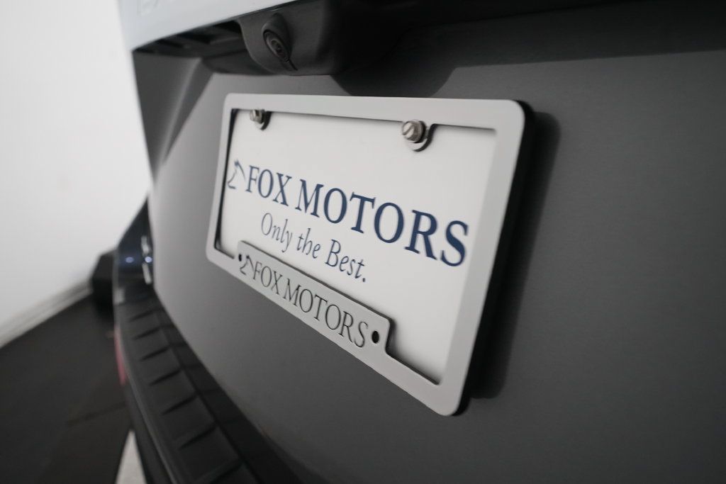 Used 2024 Ford Explorer XLT w/ Class IV Trailer Tow Package AWD/4WD image 37