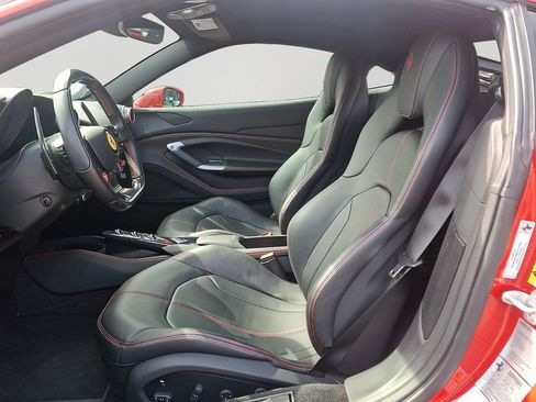 Used 2020 Ferrari F8 Tributo RWD image 13
