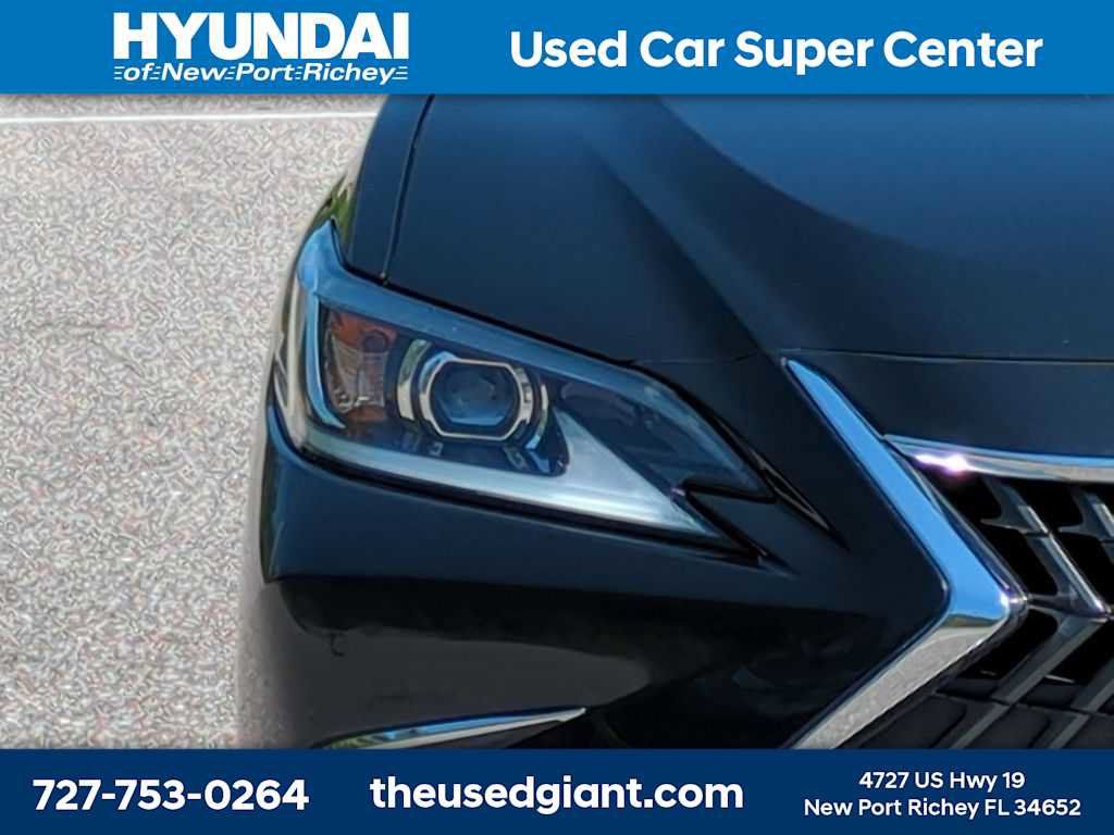 Used 2022 Lexus ES 350 w/ Premium Package FWD image 9