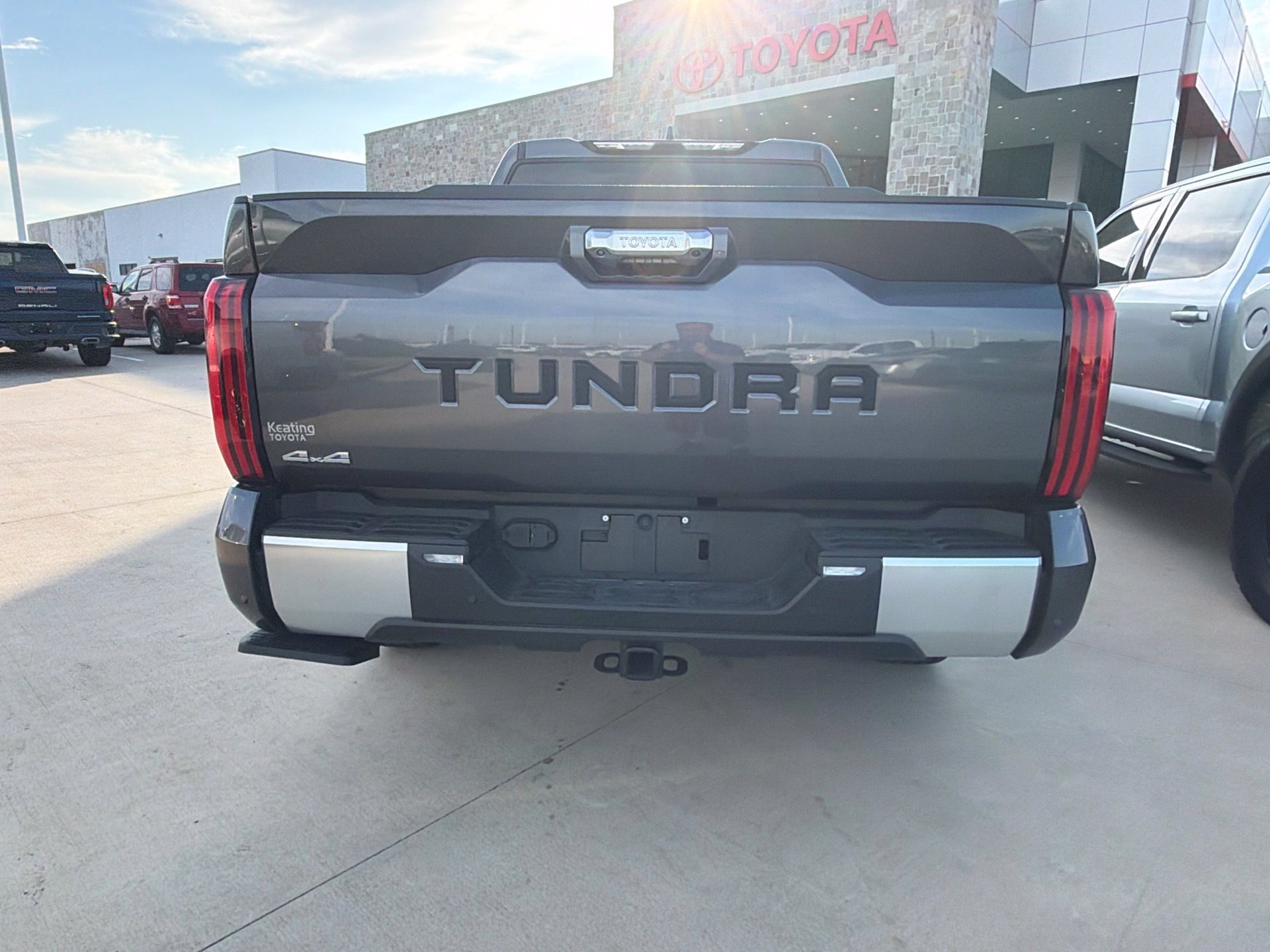 Used 2026 Toyota Tundra Limited w/ Power Package AWD/4WD image 4