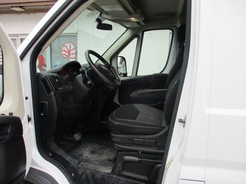 Used 2016 RAM ProMaster 3500 w/ Interior Convenience Group image 9