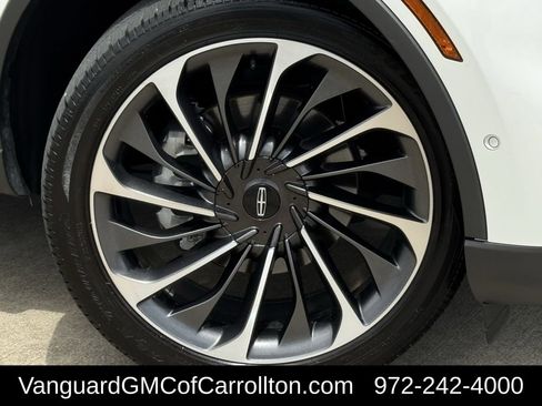 Used 2024 Lincoln Aviator Reserve w/ Equipment Group 201A AWD/4WD image 38