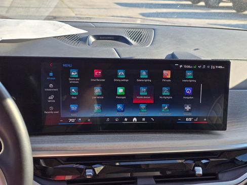 Used 2024 BMW X7 M60i w/ Executive Package AWD/4WD image 16