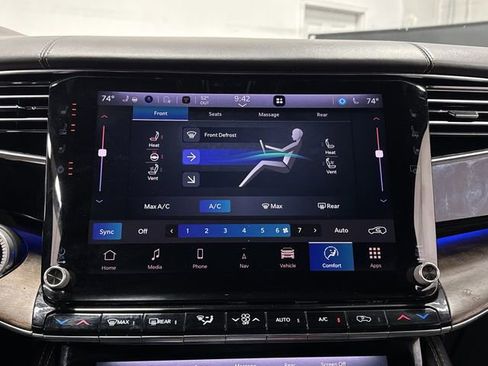 Used 2022 Jeep Grand Wagoneer Series II image 24