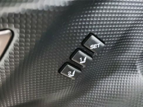 Used 2021 Subaru Forester Touring image 25