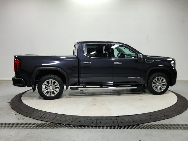 Used 2022 GMC Sierra 1500 Denali AWD/4WD image 9