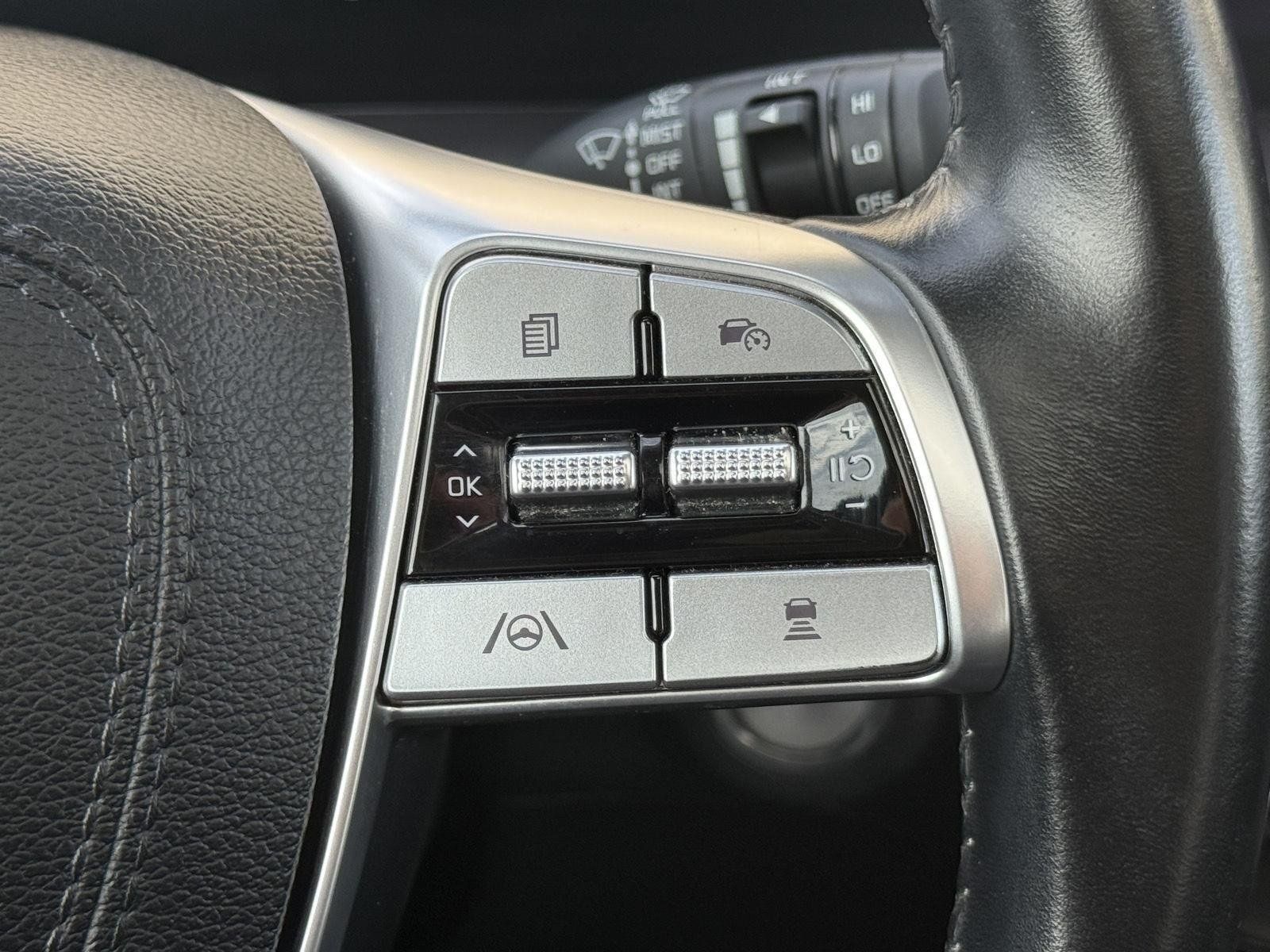 Used 2025 Kia Telluride S AWD/4WD image 38