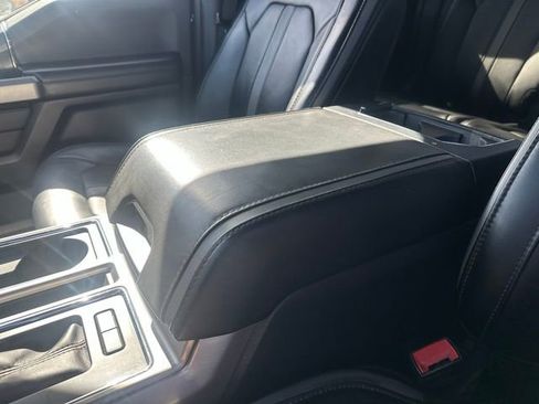 Used 2019 Ford F150 Platinum w/ Equipment Group 701A Luxury AWD/4WD image 13