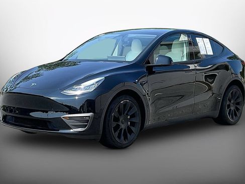 Used 2022 Tesla Model Y Long Range AWD/4WD image 4