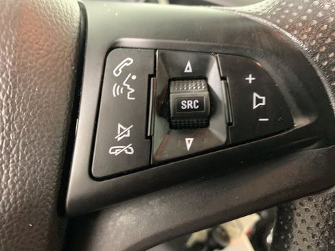 Used 2021 Chevrolet Trax LT image 20