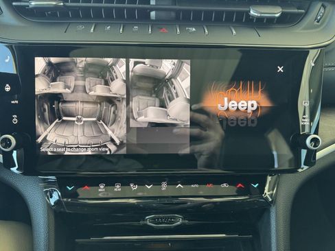 New 2026 Jeep Grand Cherokee L Limited AWD/4WD image 24