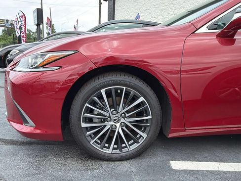 Used 2023 Lexus ES 350 w/ Premium Package FWD image 9