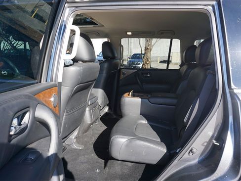 Used 2024 Nissan Armada SL w/ Captain's Chairs Package image 15
