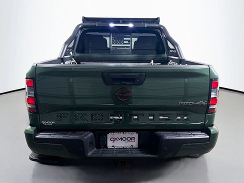 Used 2022 Nissan Frontier PRO-4X AWD/4WD image 6