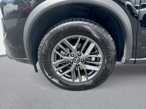 Used 2026 Nissan Rogue SV AWD/4WD image 11