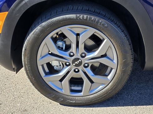 Certified 2024 Kia Seltos S image 10