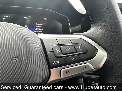 Used 2026 Volkswagen Jetta SE FWD image 28