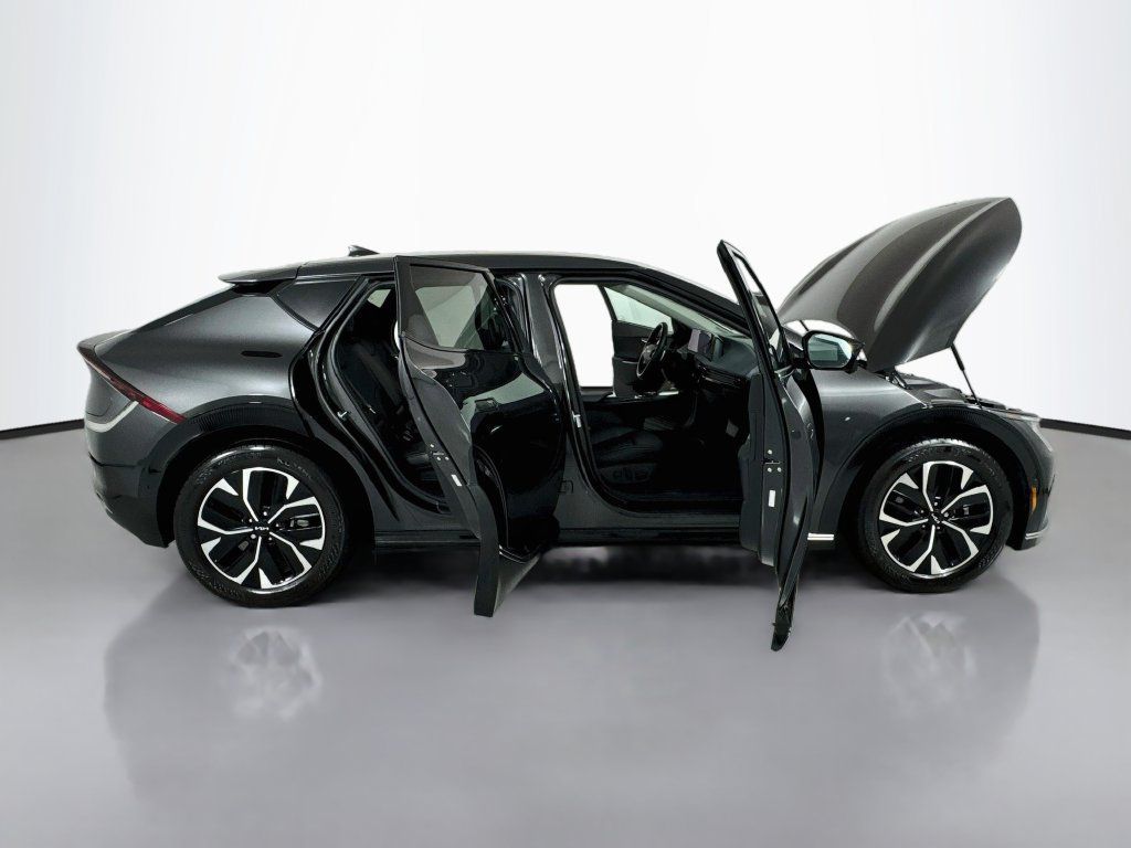 Used 2023 Kia EV6 Wind w/ Wind Technology Package AWD/4WD image 26