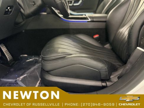 Used 2022 Mercedes-Benz S 500 4MATIC w/ AMG Line Package image 13